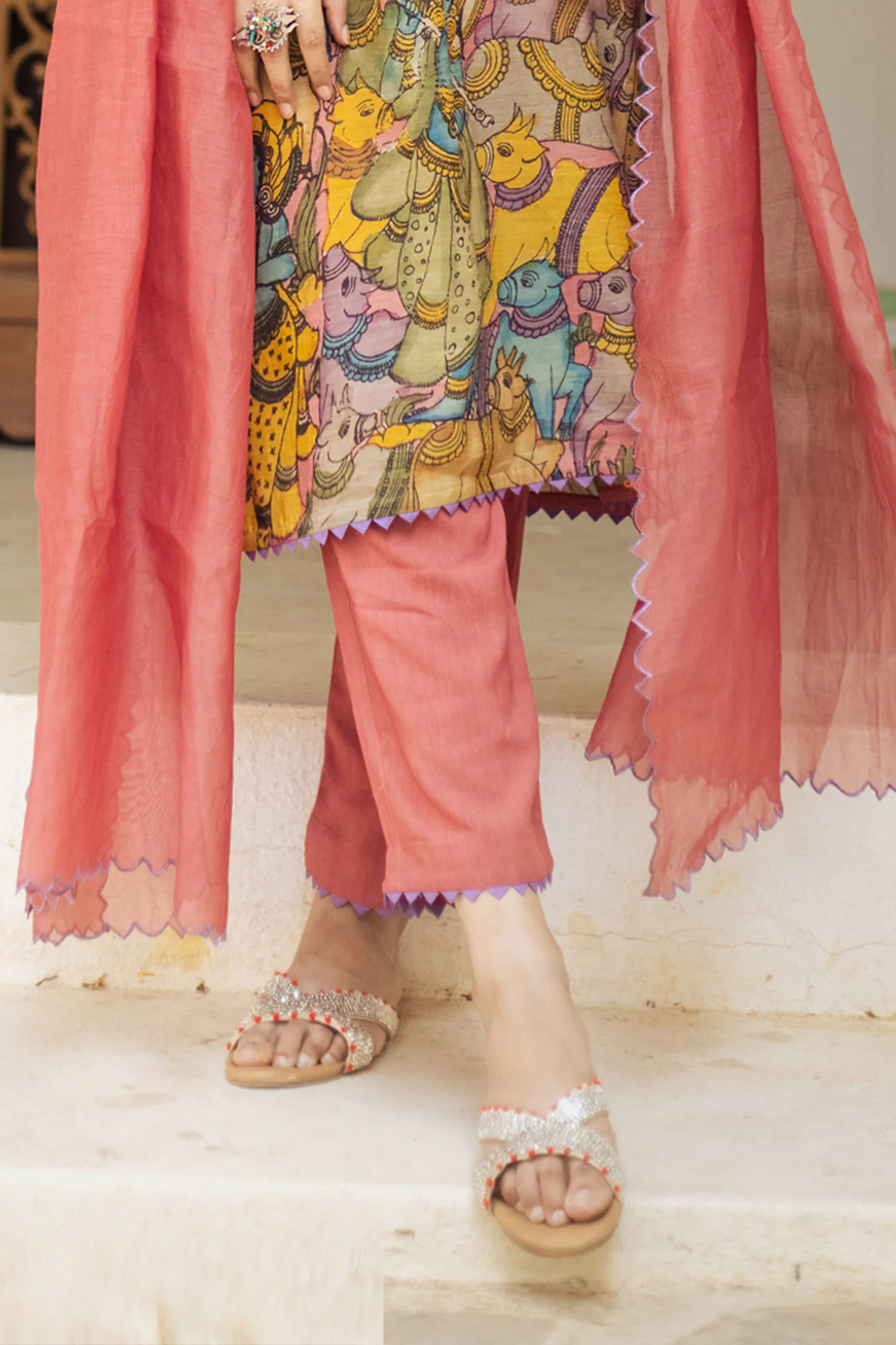 Pink Printed Krishna and Cow Motif Kurta Set with Dupatta – Triangle Lace & Scallop Border Detailing